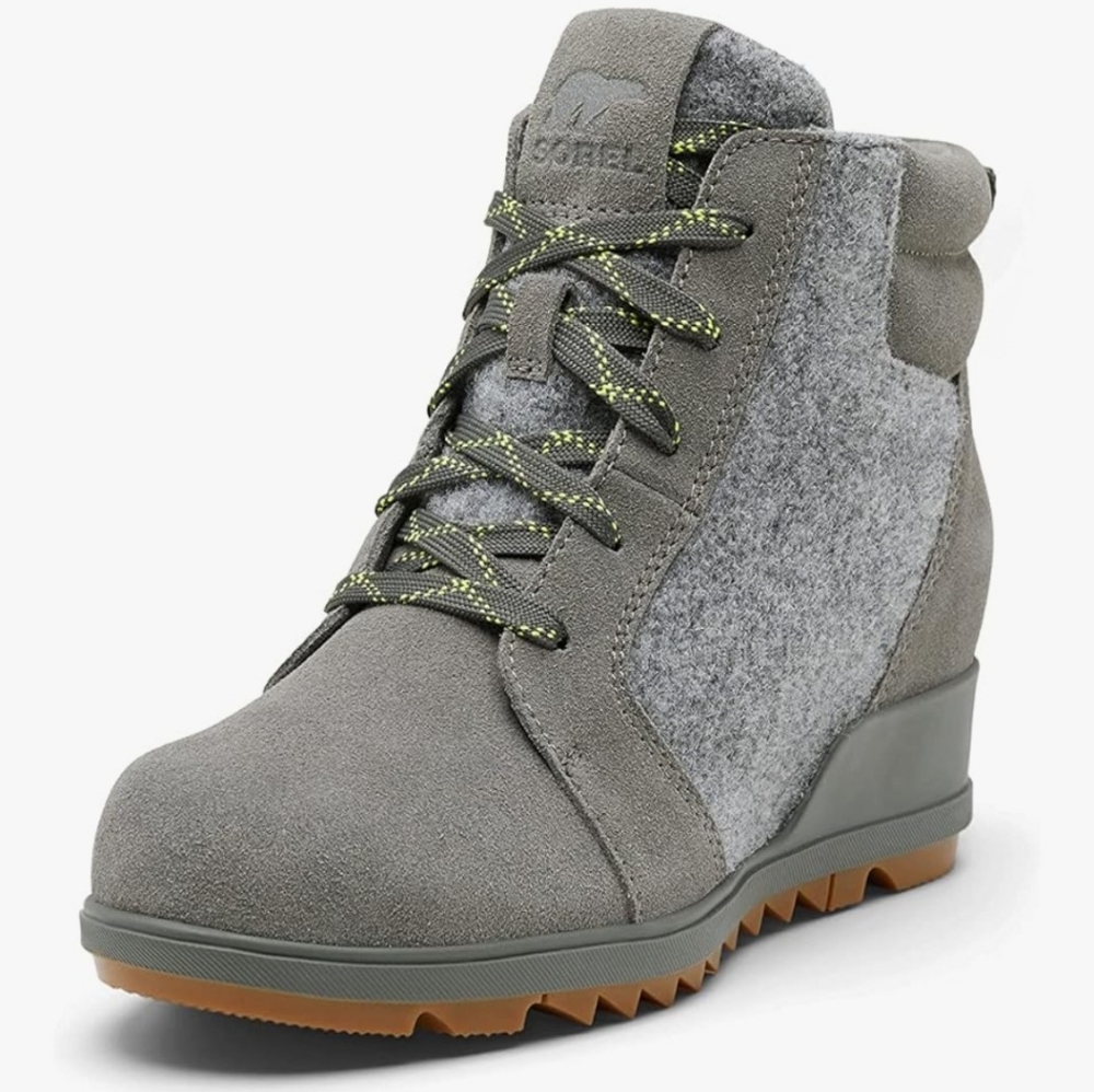 Sorel Women's Evie Ankle Lace Boots (NWOT), Size 8